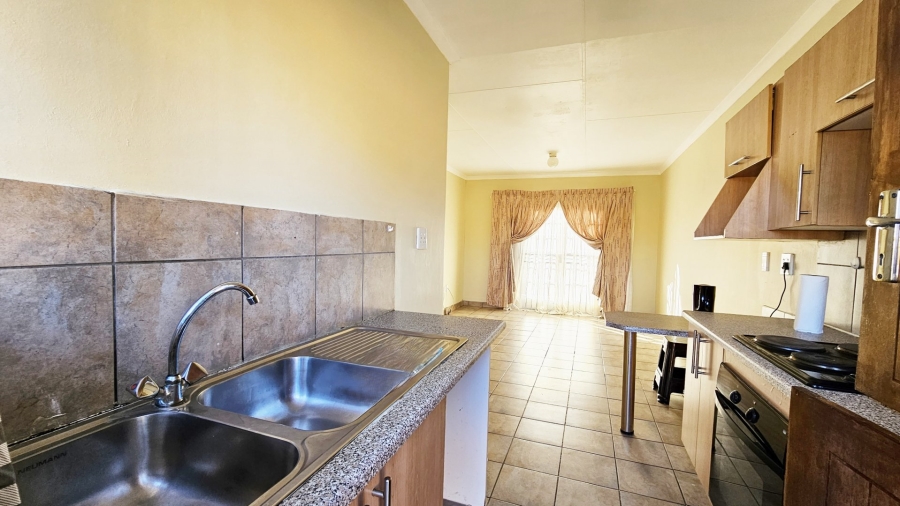 2 Bedroom Property for Sale in Vaalpark Free State